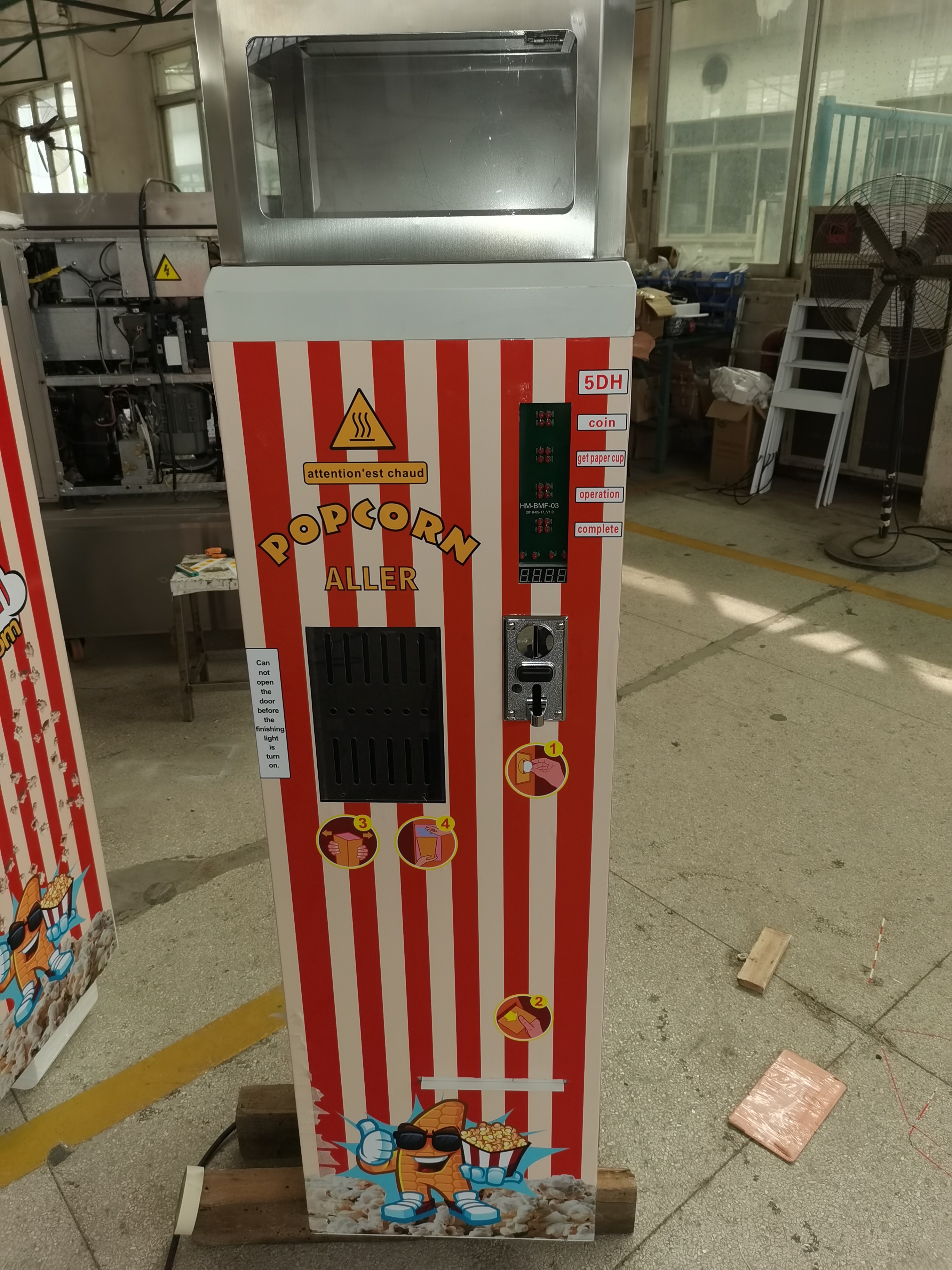 Máquina expendedora de palomitas de maíz automática